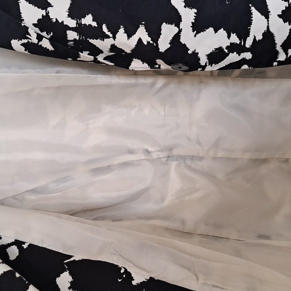 Cute Black/White Blazer - Picture 8 of 10